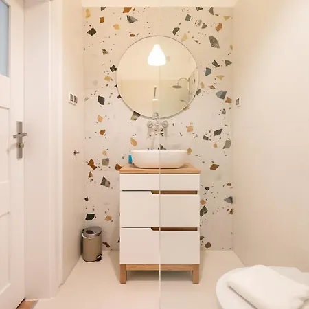 Apartment New Praga Enchanting Warsaw