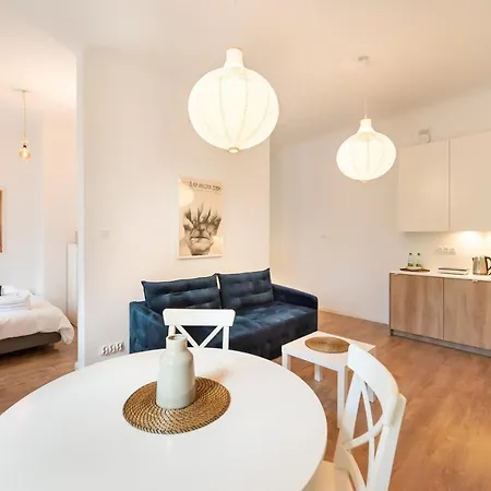 New Praga Enchanting Apartment