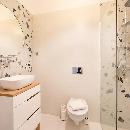 New Praga Enchanting Apartment Warsaw